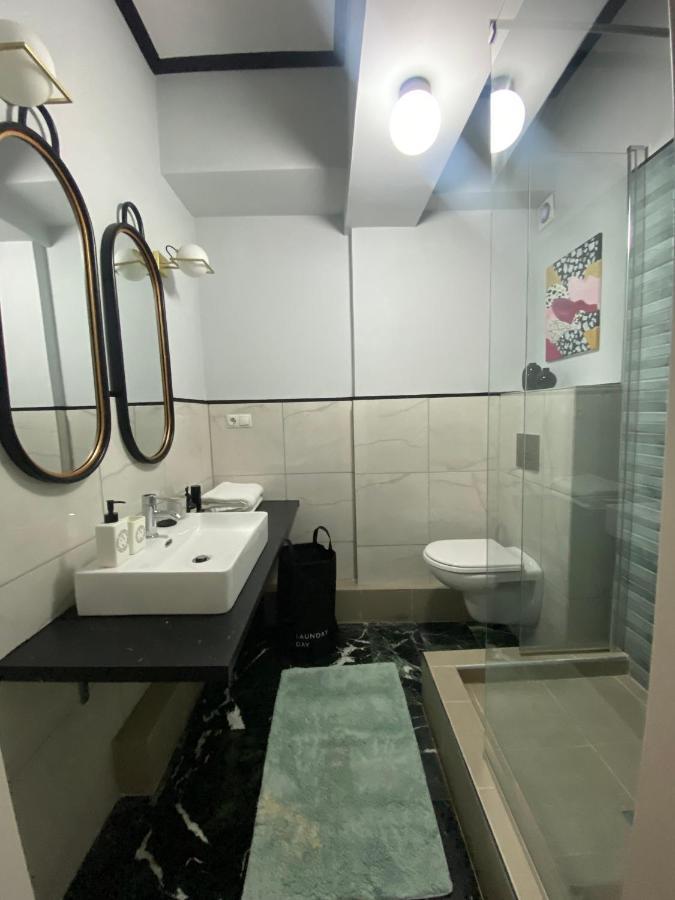 5 Rooms Athens Exterior photo