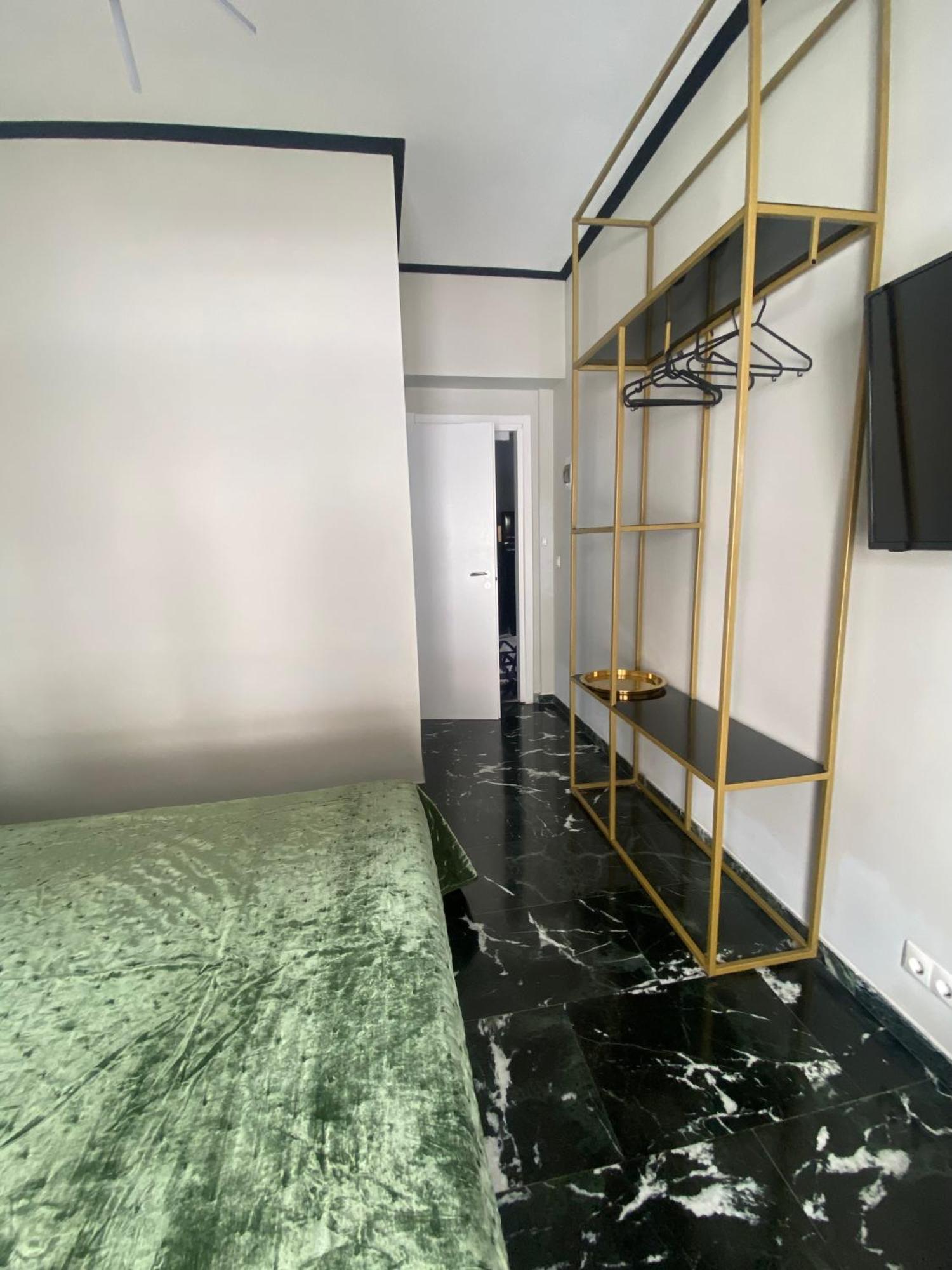 5 Rooms Athens Exterior photo